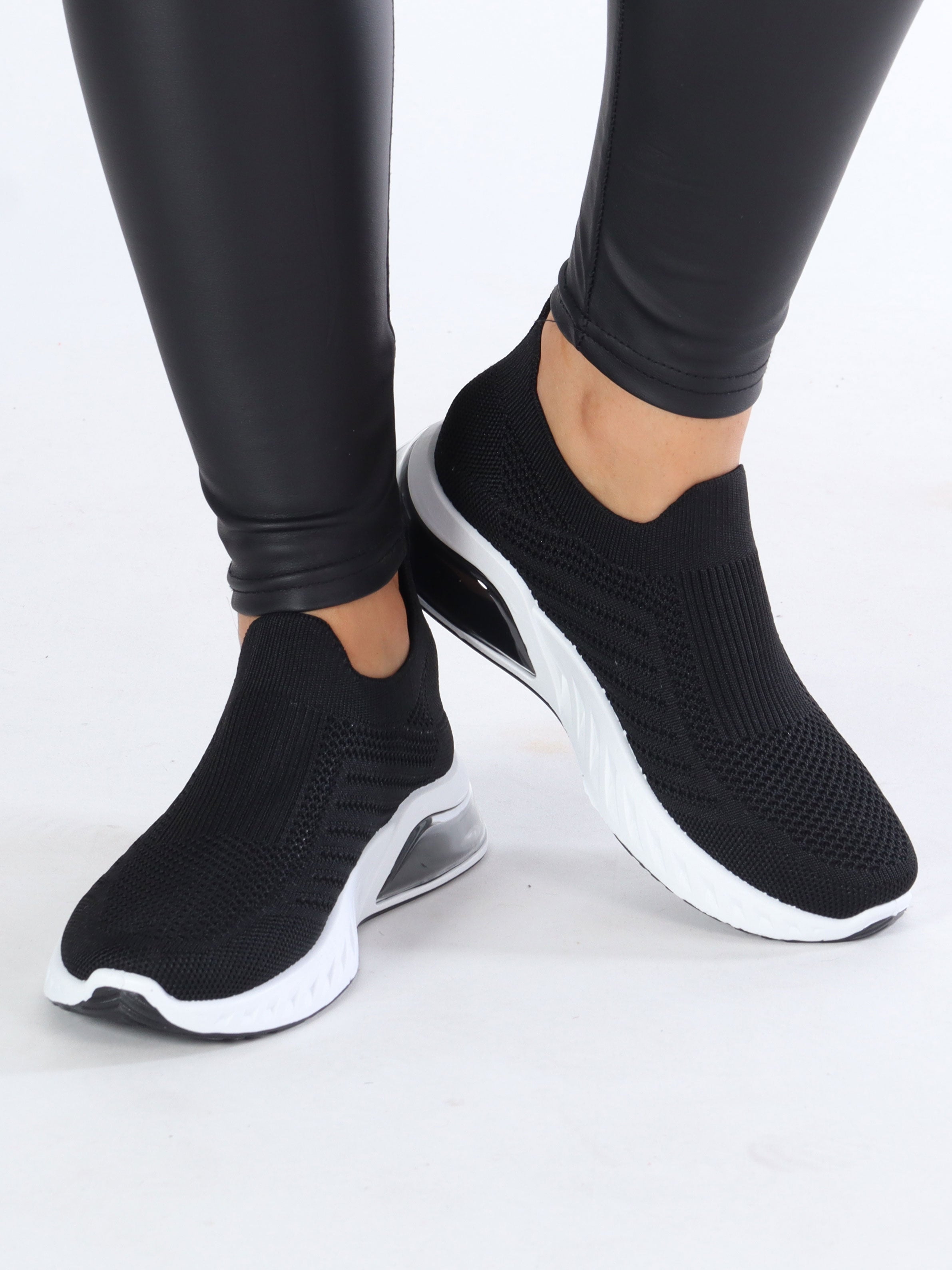 Halina - Fede sokkesneakers som er nemme at hoppe i